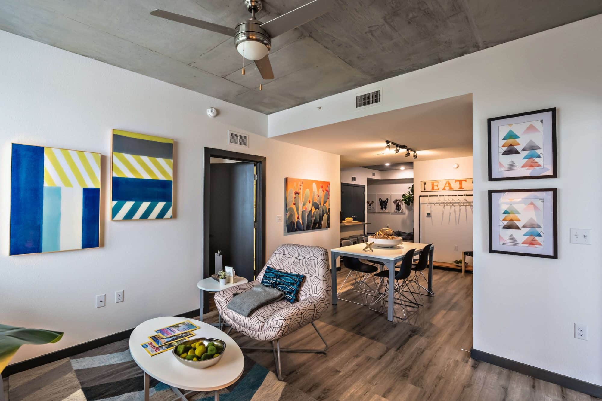 signature 1909 off campus apartments near ut austin west campus fully